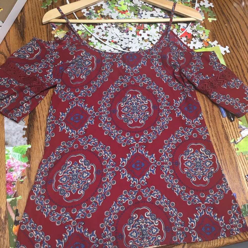 NWOT Wet Seal Top with Shoulder Cut Outs